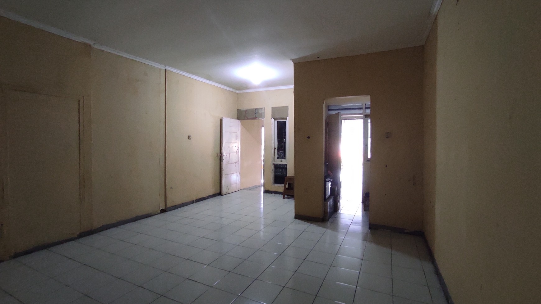 Dijual Rumah sekaligus Ruko & Ruang Usaha di Grand residence, setu, Bekasi