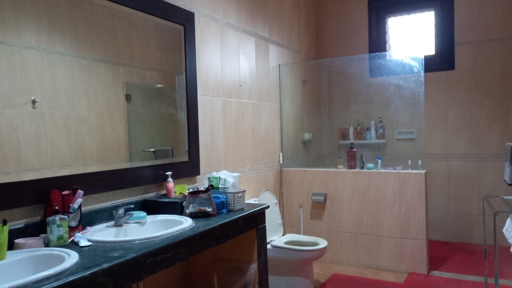 Dijual Rumah Central Park Klampis Regency- Semolowaru - Surabaya Timur - Dekat Hokky Buah MERR