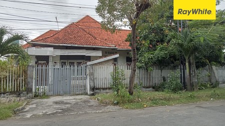 Rumah di Jalan Ketupa, Genteng, Surabaya Pusat 