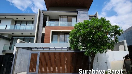 Dijual Rumah Waterfront Citraland Surabaya New SMART Teknologi SPESIAL Garasi Carport masuk 5 Mobil + PAGAR