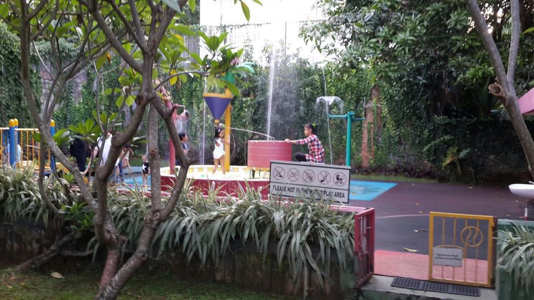 Dijual Tanah ex Play Ground di daerah Kemang Jakarta Selatan