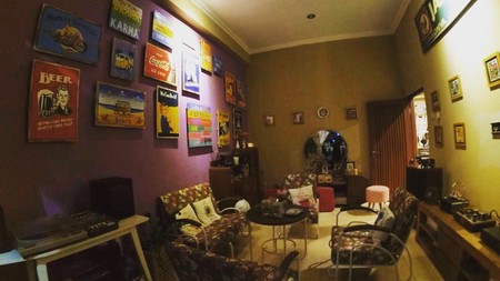 Rumah Cantik Untuk Tinggal / Caffe Di Jl Monjali Mlati Sleman