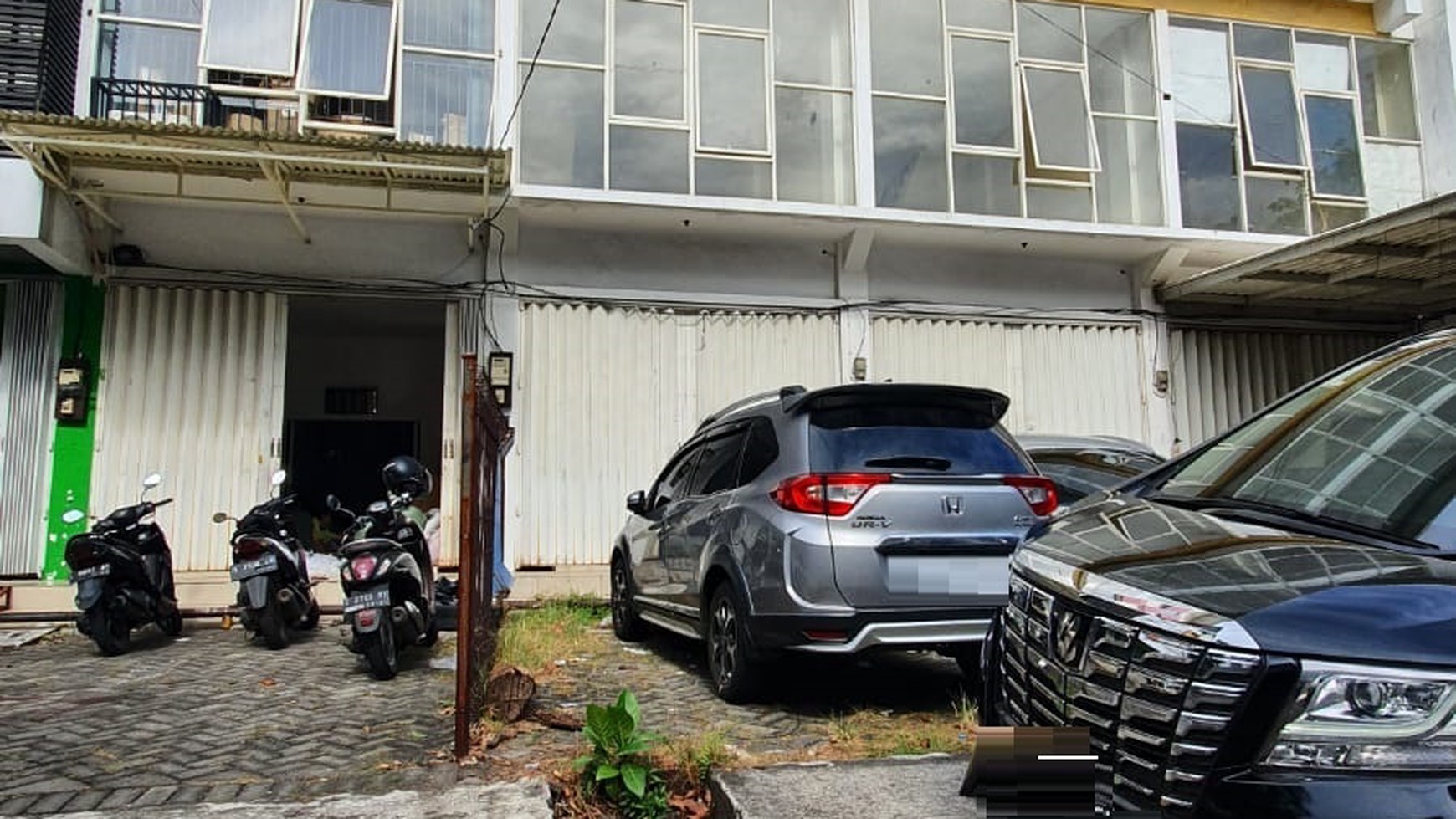 Dijual Ruko SHM Pusat Kota di Jl Embong Kemiri, Surabaya