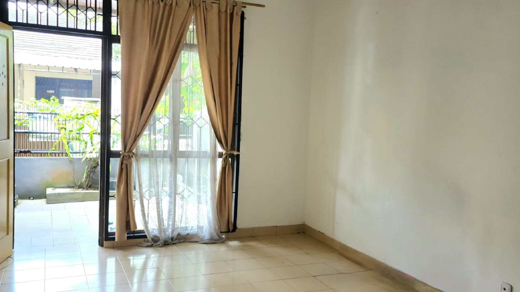 HOT SALE !!! RUMAH NYAMAN DAN AMAN DIJUAL 