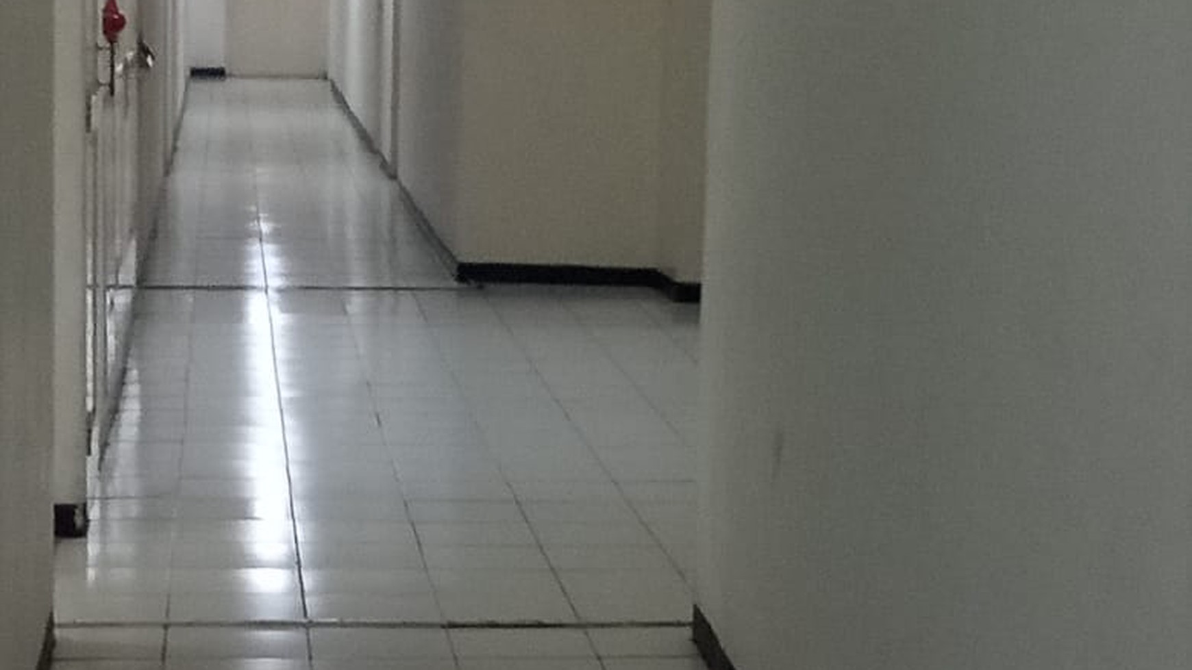 Unit Apartemen WGP lantai 26,semi furnished, Harga Nego di Kelapa Gading Jakarta Utara.