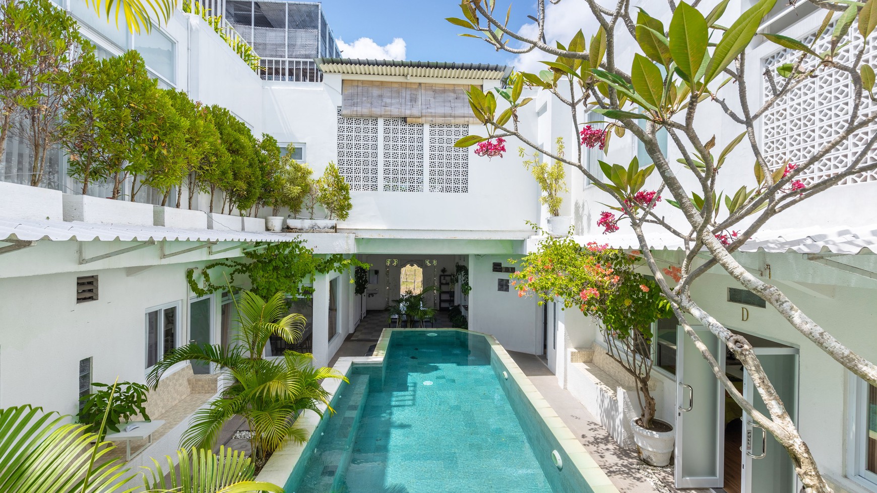 Freehold Guest House with Beautiful Rice Paddy View in Canggu