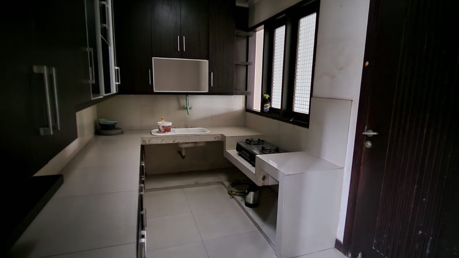 Dijual Rumah Mewah Luar Cluster Royal Residence