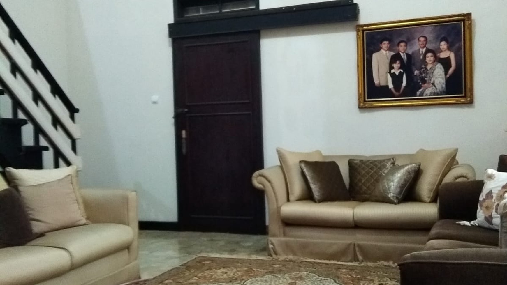 Dijual Rumah di Blok E Cinere Depok 