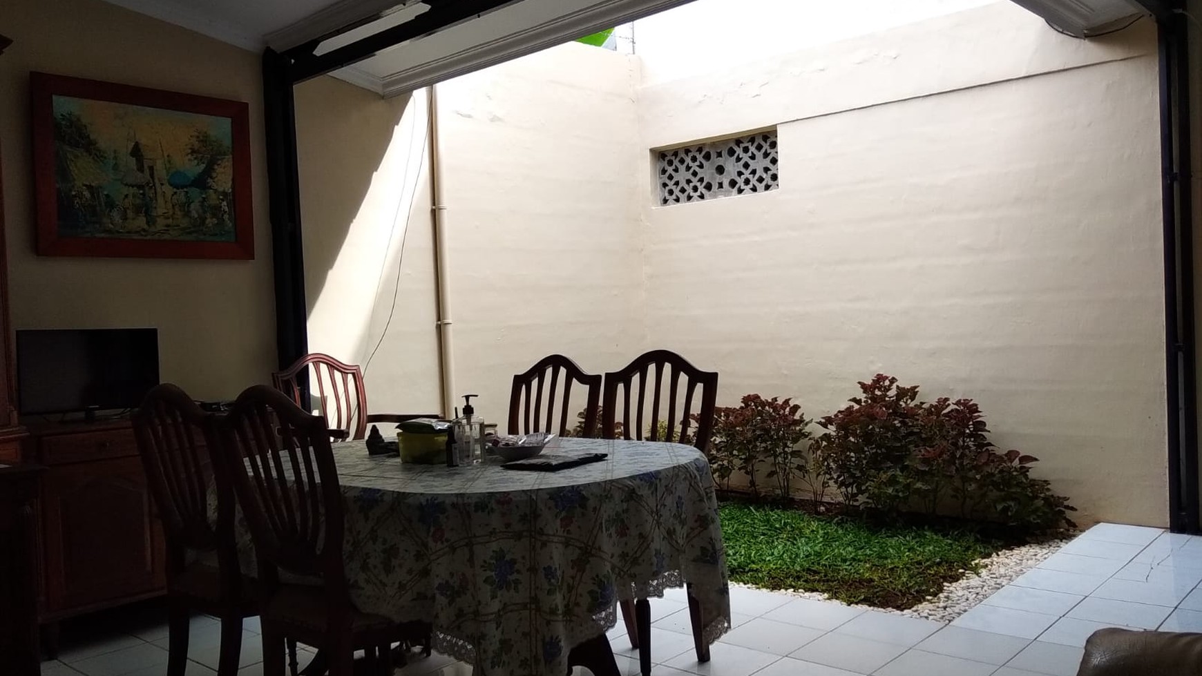 Dijual Rumah di Blok E Cinere Depok 