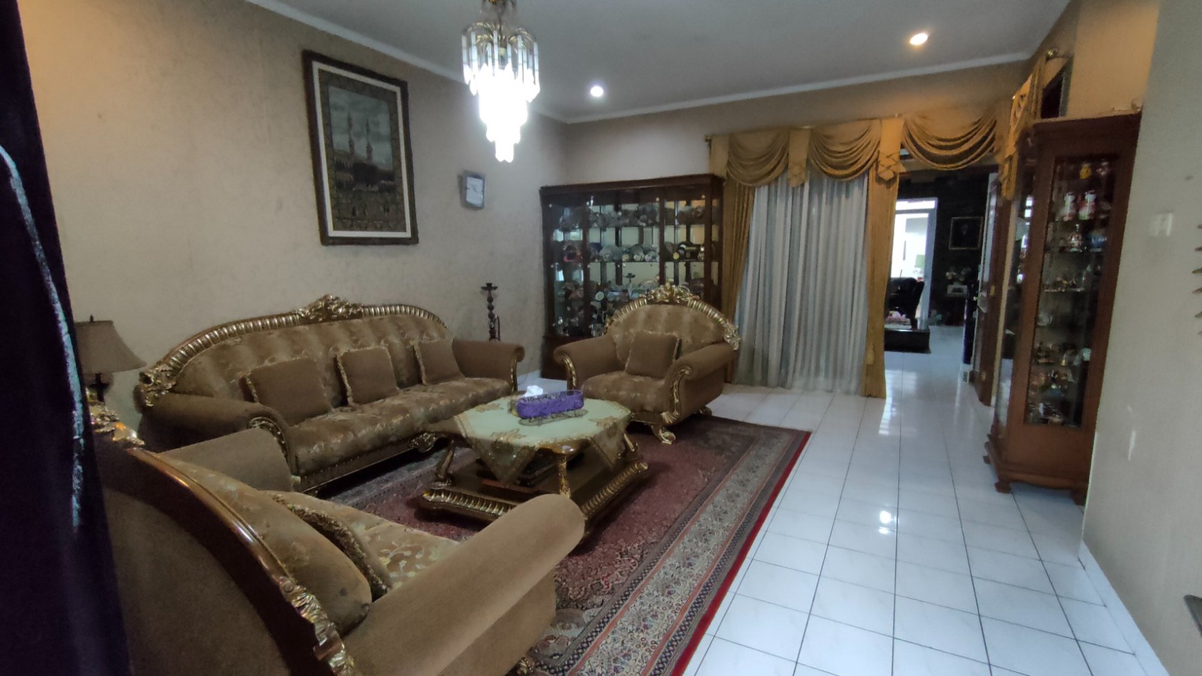 Rumah Lux Semi Furnished di Komplek Pondok Hijau, Bandung