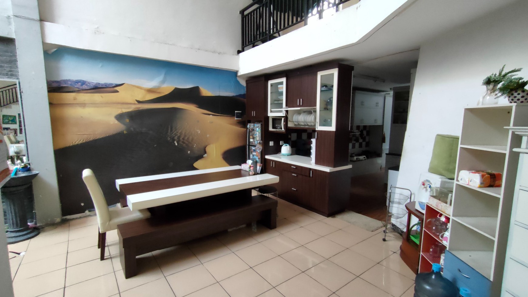 Rumah Lux Semi Furnished di Komplek Pondok Hijau, Bandung