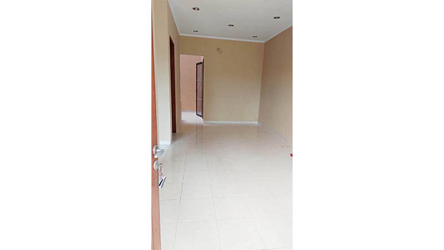 Rumah Mitra Gading Villa, Kelapa Gading Luas 7x15m2