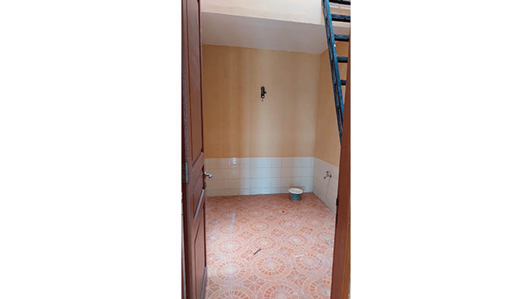 Rumah Mitra Gading Villa, Kelapa Gading Luas 7x15m2