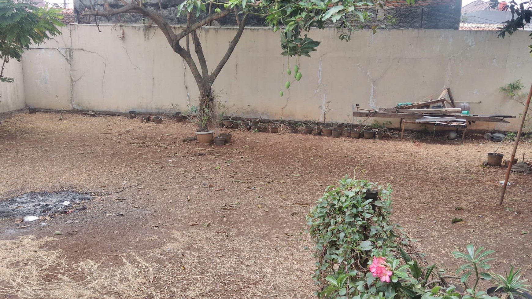 Dijual Rumah di Komplek Deplu Tangerang