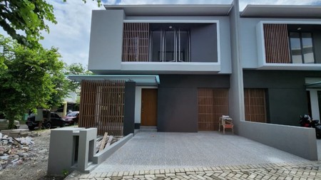 Dijual Rumah Royal Residence NEW Baru Plus Walking Closet - Carport 2 Mobil