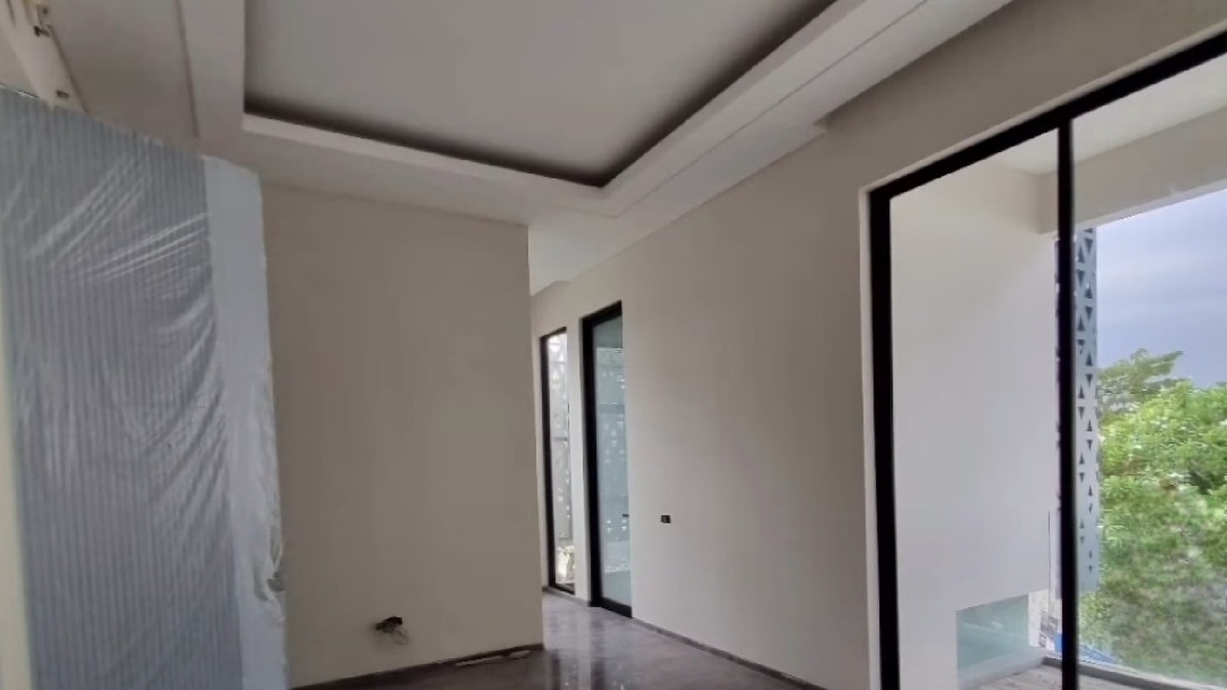 Dijual Rumah Wisata Bukit Mas Surabaya- New Baru Modern Design - K.Tidur 4+1 Siap Huni