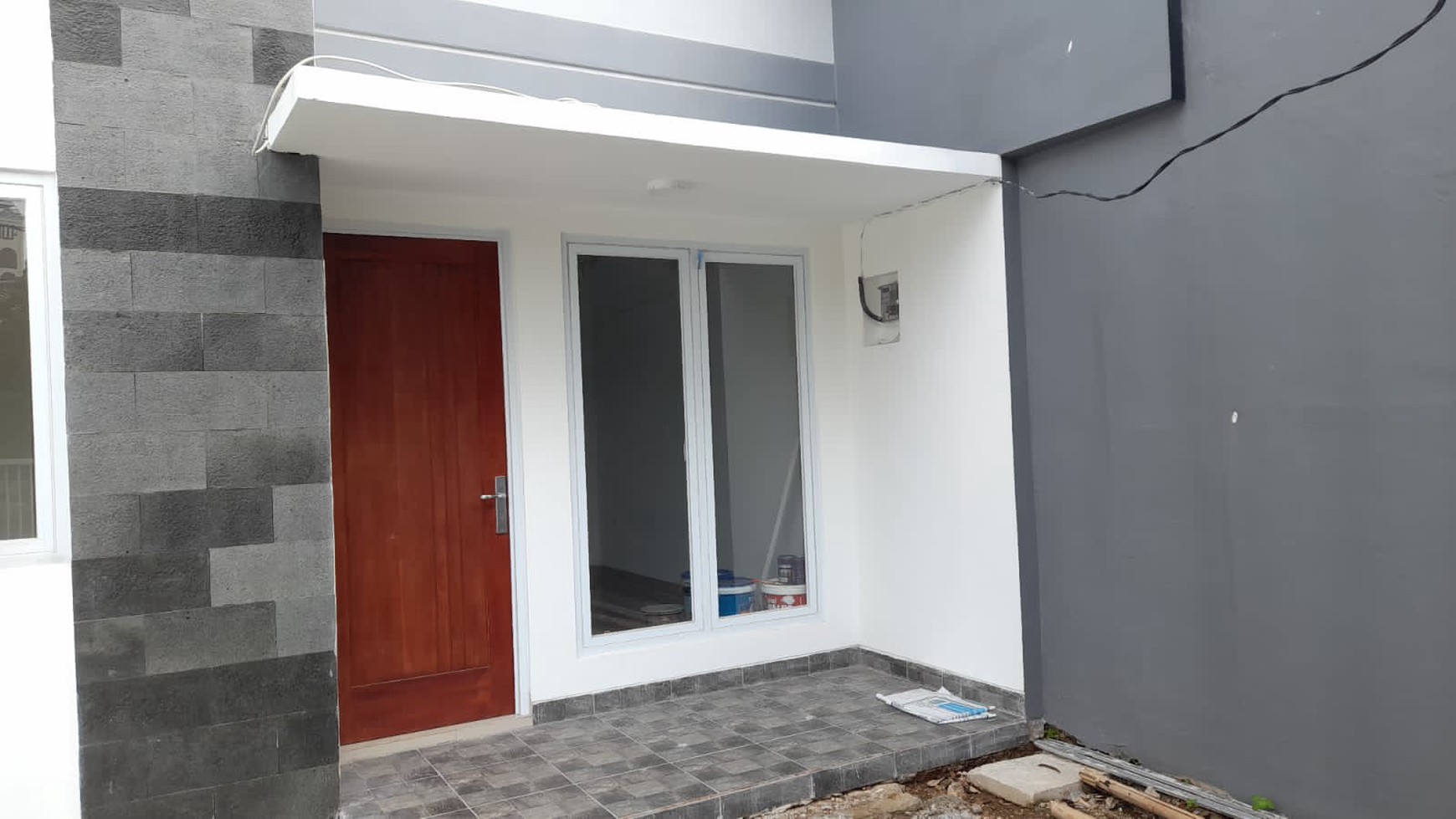 Rumah Brand New, Halaman luas, Lokasi strategis  siap huni 