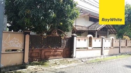 Rumah SHM di Griya Kebraon Barat, Surabaya 