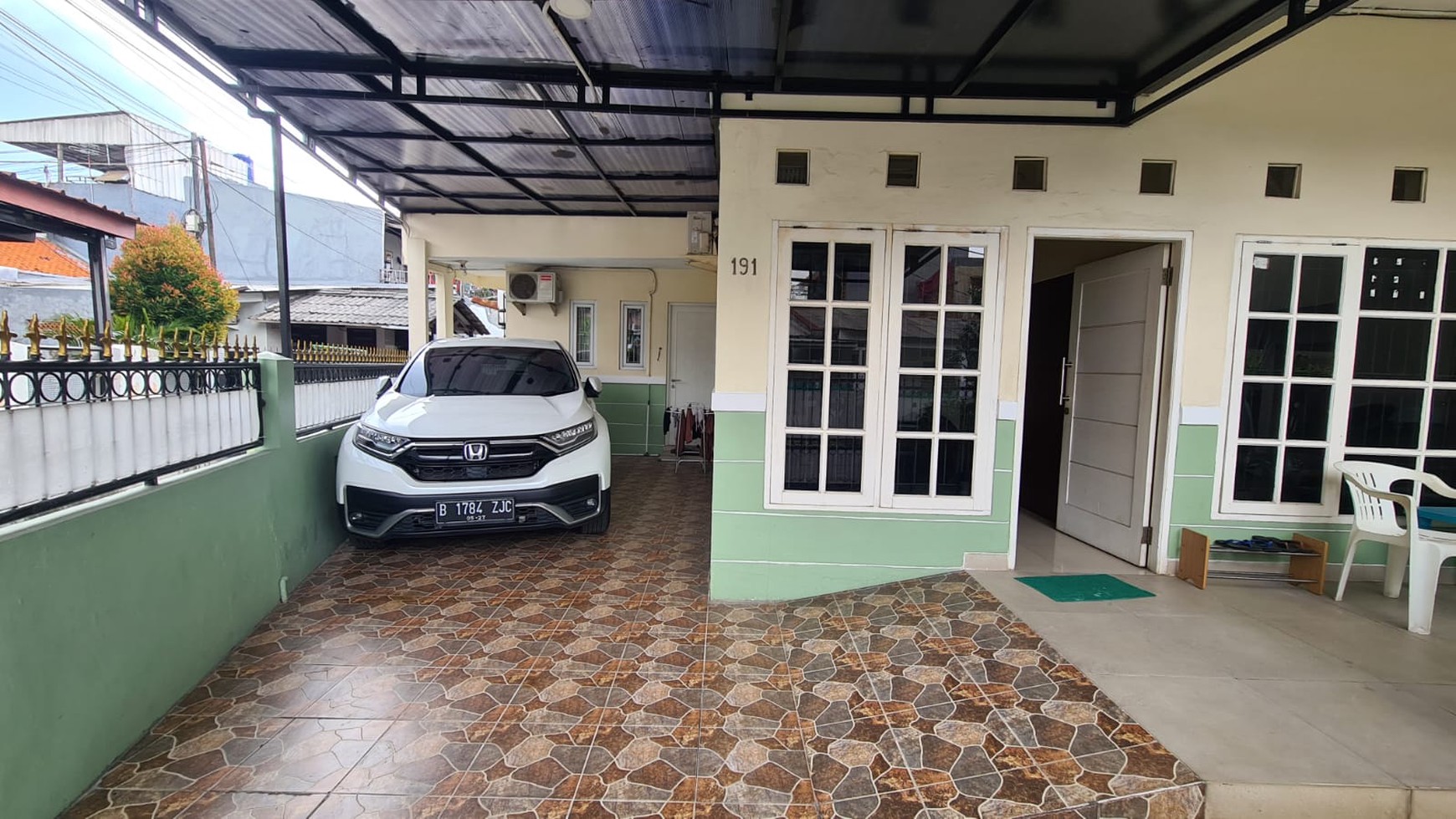 Rumah Terawat dan Nyaman di Duren sawit, Jakarta Timur 