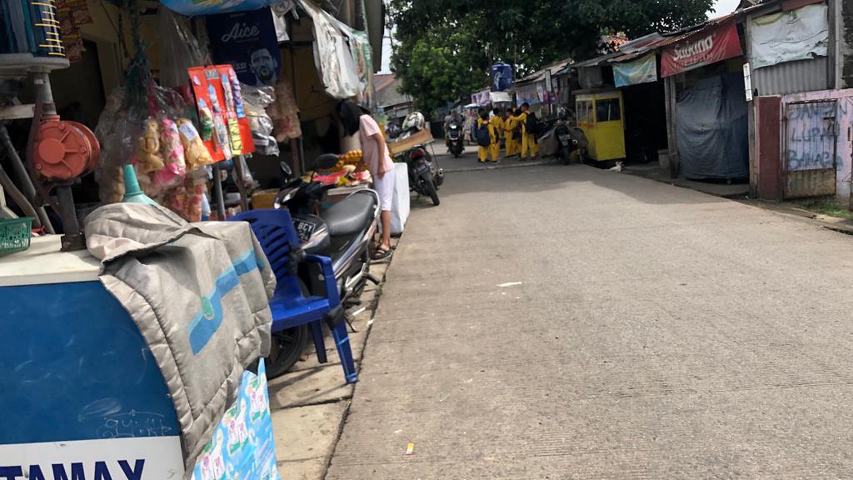 Rumah hitung tanah cocok untuk ruang usaha  di Pancoran Mas, Depok 