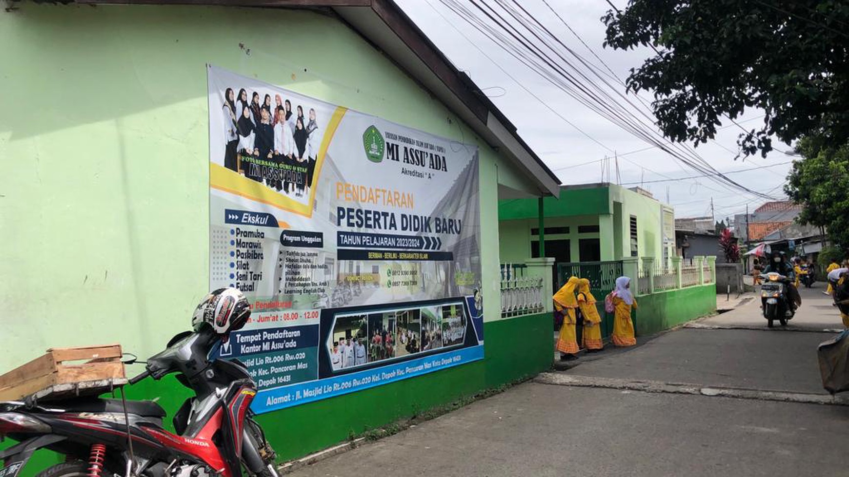 Rumah hitung tanah cocok untuk ruang usaha  di Pancoran Mas, Depok 