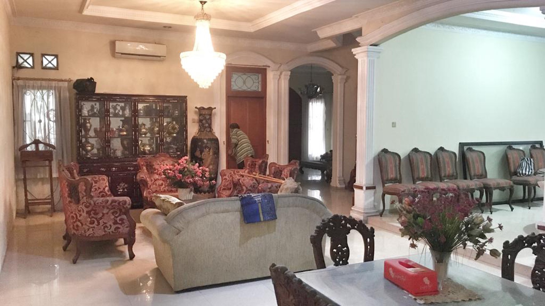 Rumah cantik Layak huni di area Tebet Barat, Tebet, Jakarta Selatan 