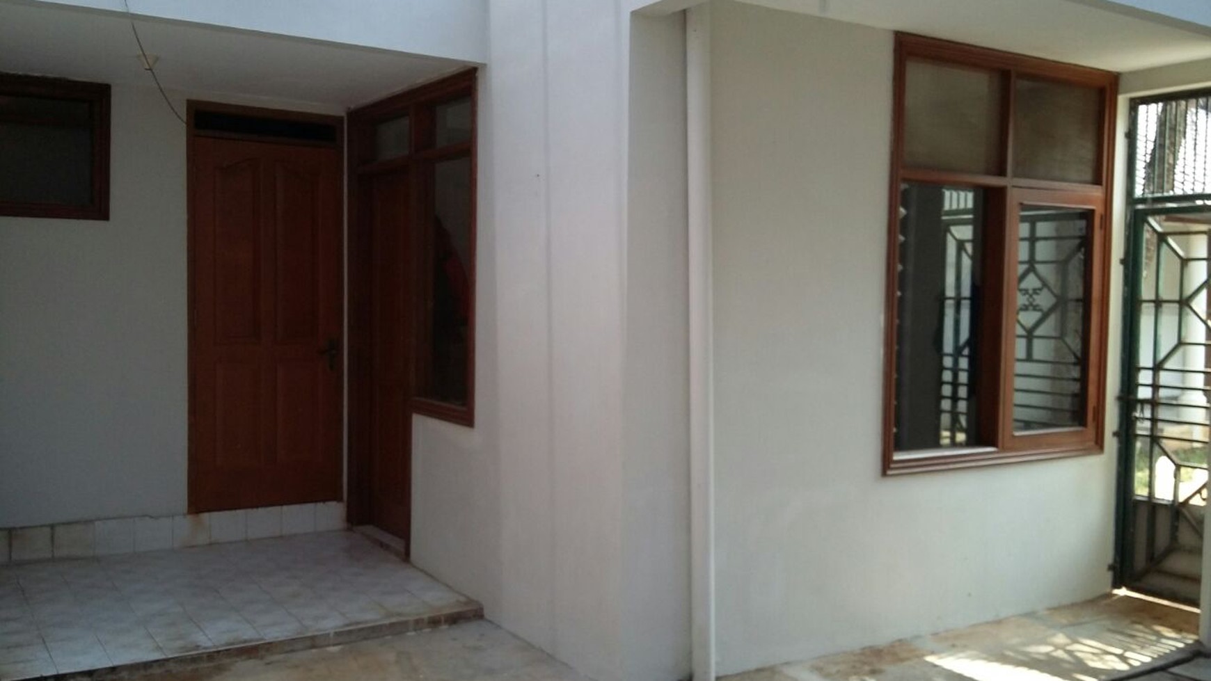 Rumah Asri Halaman    Luas Di Bintaro Jaya Sektor 3.