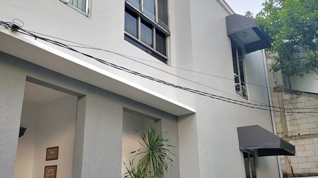 Rumah Cantik Siap Huni dan Hunian Nyaman @Kemang, Jakarta Selatan