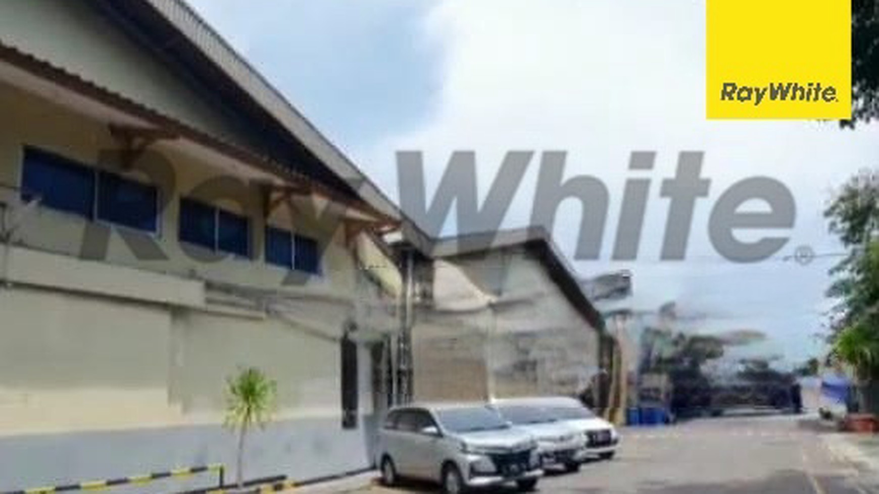 Dijual 1,4 Ha Gudang Rungkut Industri III Surabaya + Kantor - MURAH Hitung Rp.6 jt-an/m2