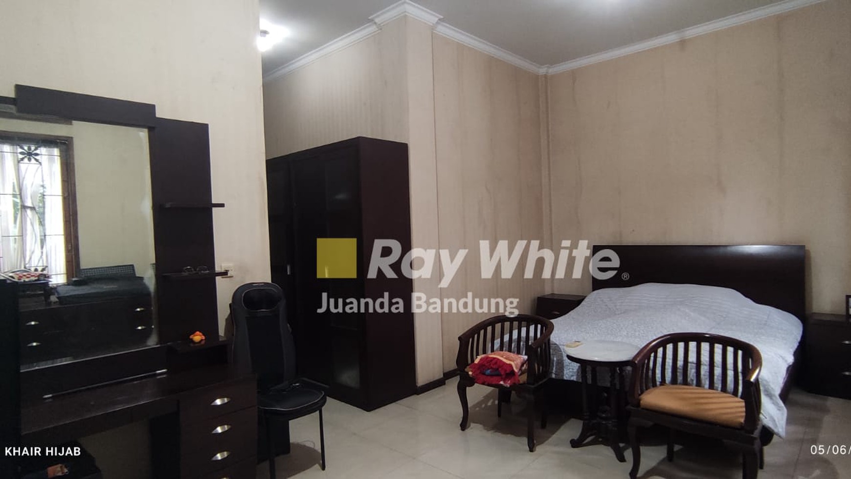 Rumah Lux Bagus Furnished 3 Lantai di Turangga, Buah Batu, Bandung  