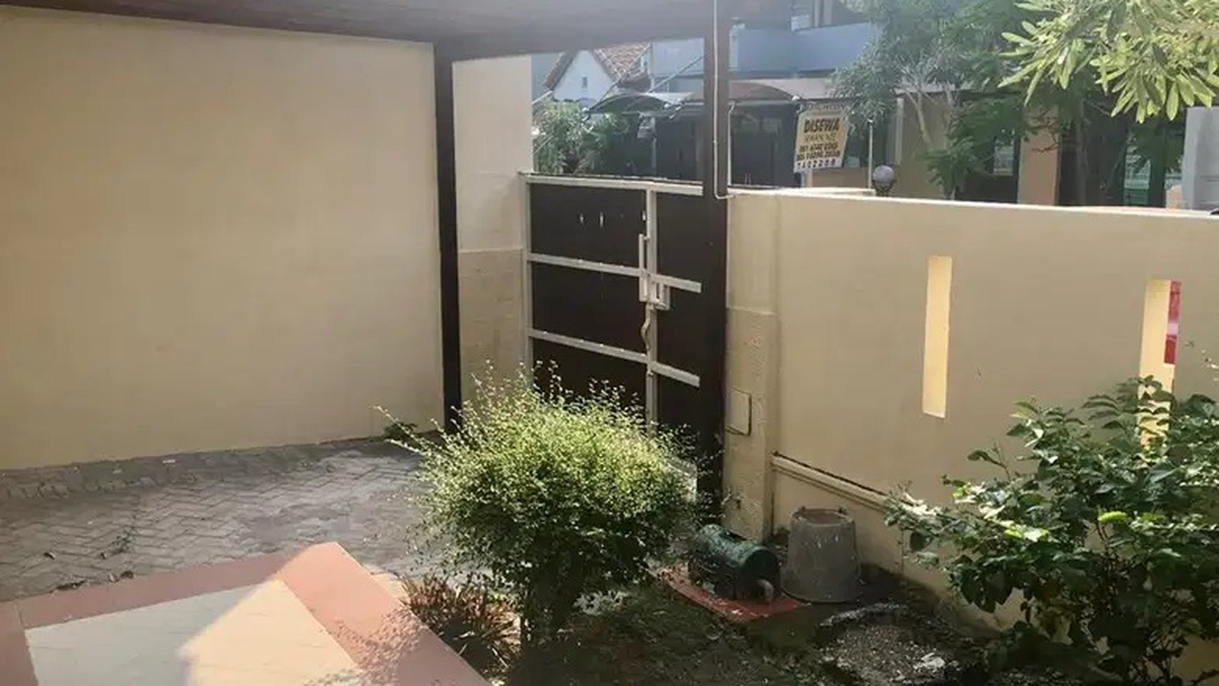 MURAH Rumah Taman Puspa Raya Citraland Surabaya- SPESIAL 3 K.Tidur - Siap Huni