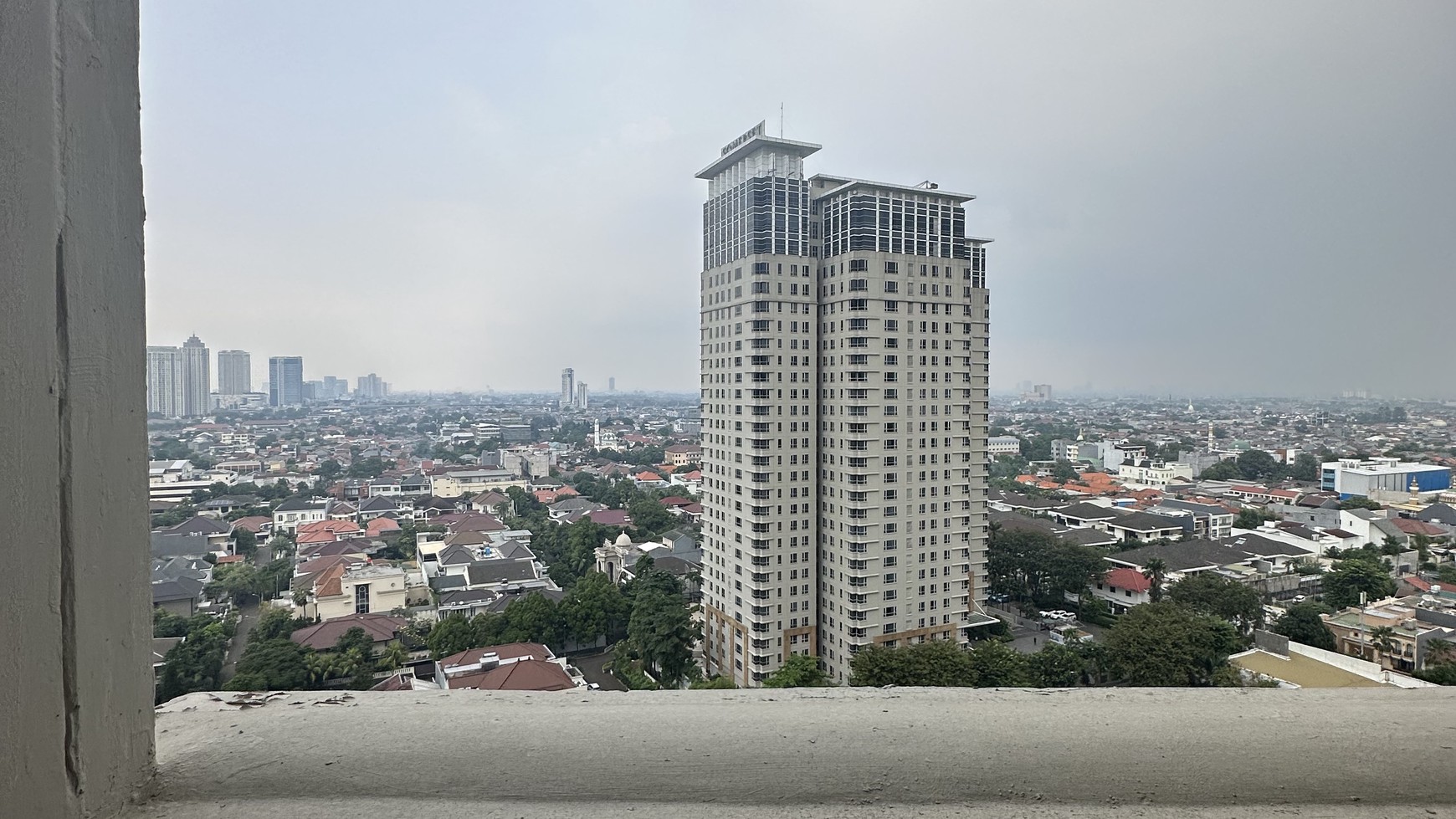 Dijual Unit Apartment Belleza Suites Permata Hijau 