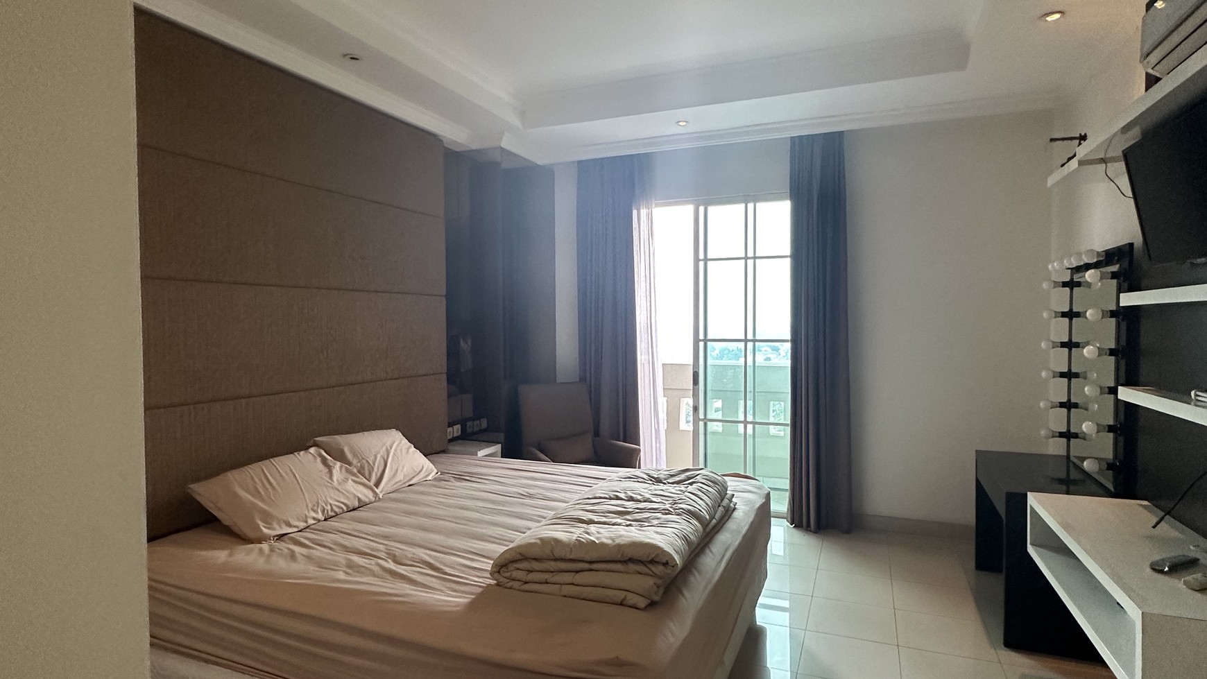 Dijual Unit Apartment Belleza Suites Permata Hijau 