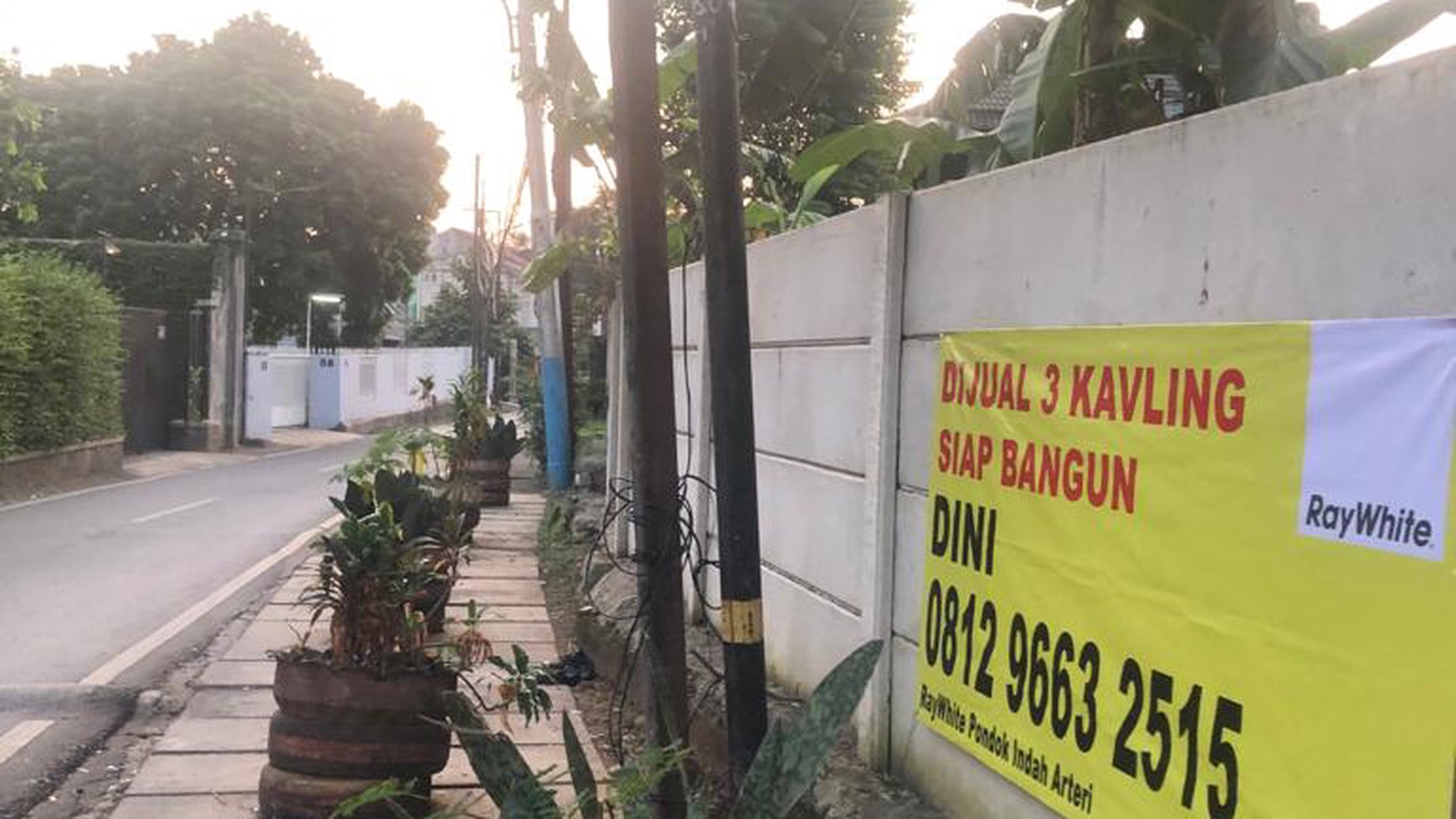 Dijual Cepat  Tiga Kavling Jalan Manunggal Ceger Jakarta Timur