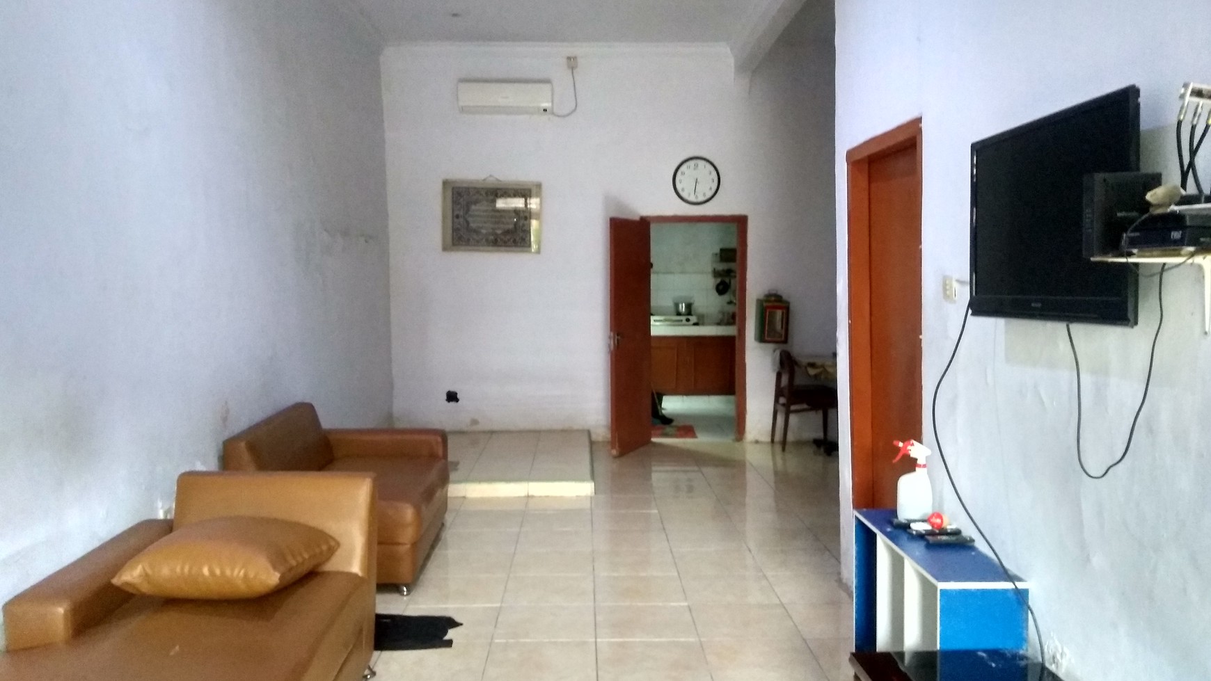 Rumah halaman besar di Cempaka Sari, Harapan Mulya, Kemayoran