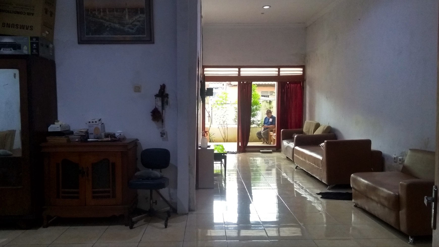 Rumah halaman besar di Cempaka Sari, Harapan Mulya, Kemayoran