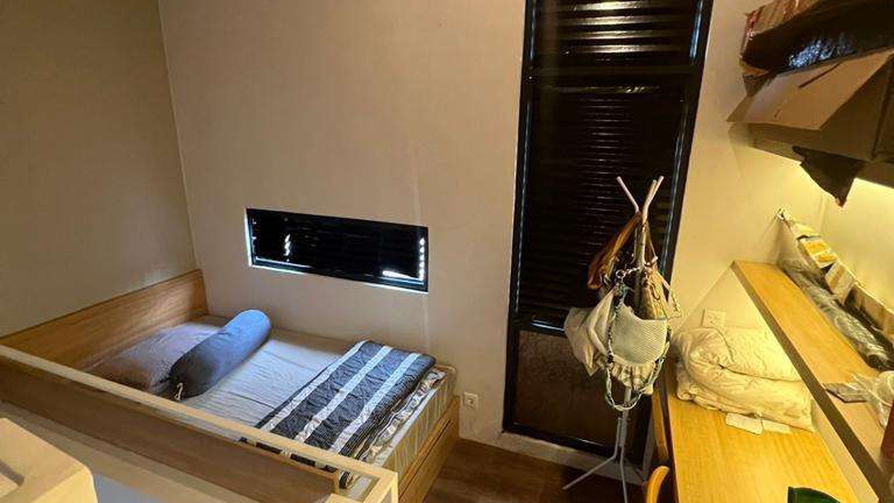 Termurah. Rumah Minimalis Modern Fleekhauz, BSD