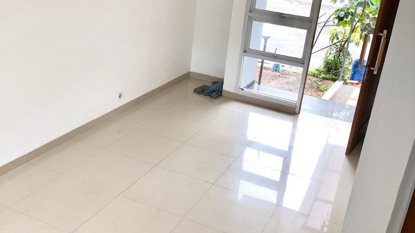 Jarang Ada. Rumah bagus Cluster Trevista, Cibubur