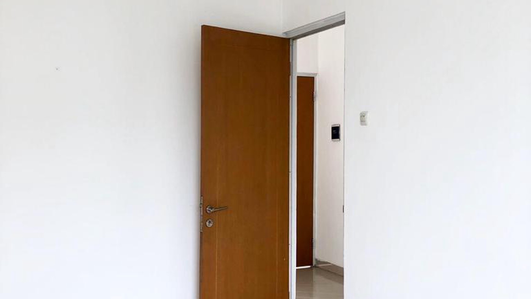 Jarang Ada. Rumah bagus Cluster Trevista, Cibubur