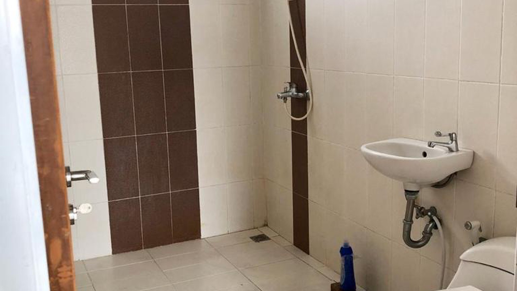 Jarang Ada. Rumah bagus Cluster Trevista, Cibubur