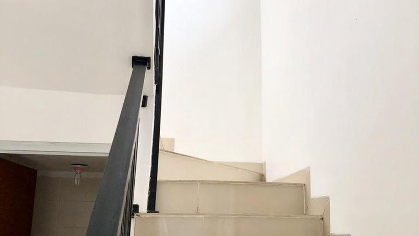 Jarang Ada. Rumah bagus Cluster Trevista, Cibubur