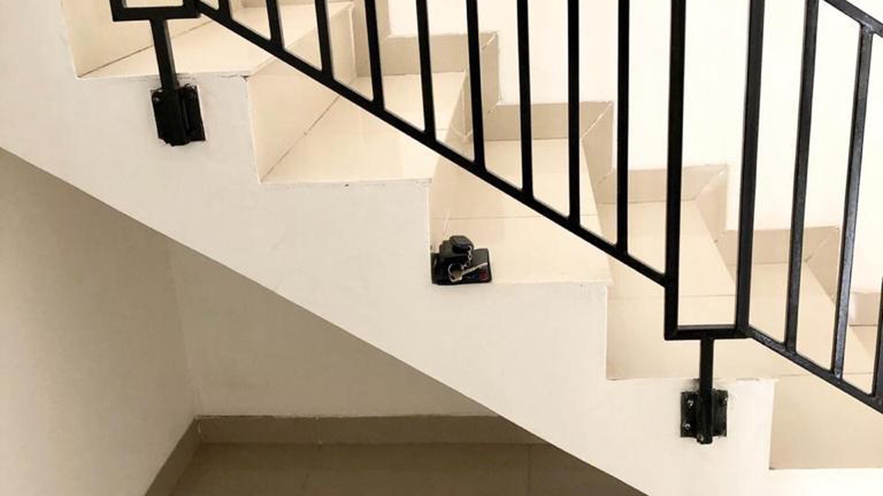 Jarang Ada. Rumah bagus Cluster Trevista, Cibubur