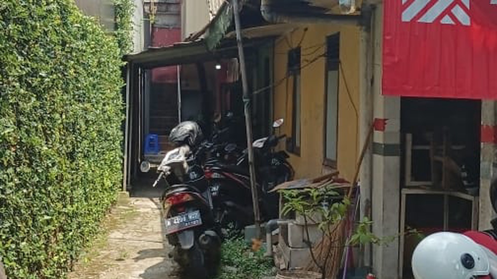 Rumah Kos Lokasi Strategis dan Dijual Kondisi Apa Adanya @Radio Dalam, Gandaria