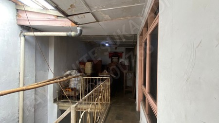 FOR SALE PROPERTY LANGKA RUMAH/TOKO DI JL. CIBADAK LOKASI TERBAIK UNTUK BISNIS