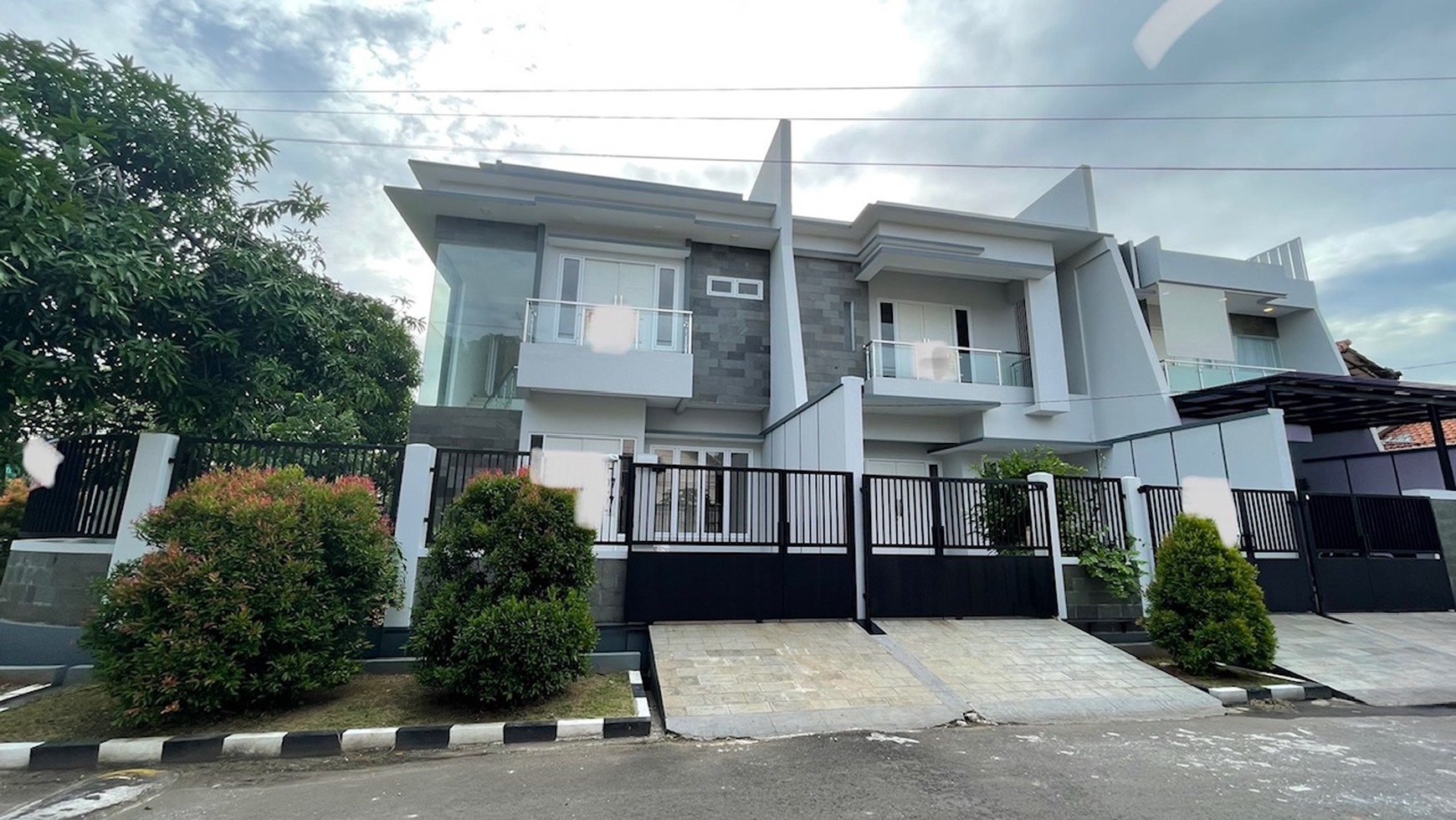 Rumah Brand New Pulomas Barat, Luas 8x16m2