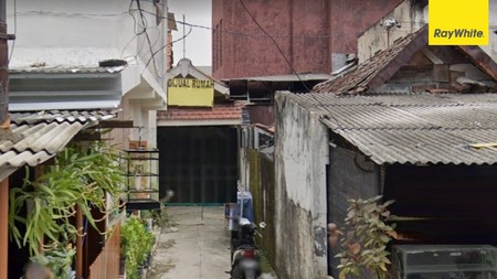 Dijual Rumah SHM Pusat Kota di Jalan Jambi Darmo Surabaya