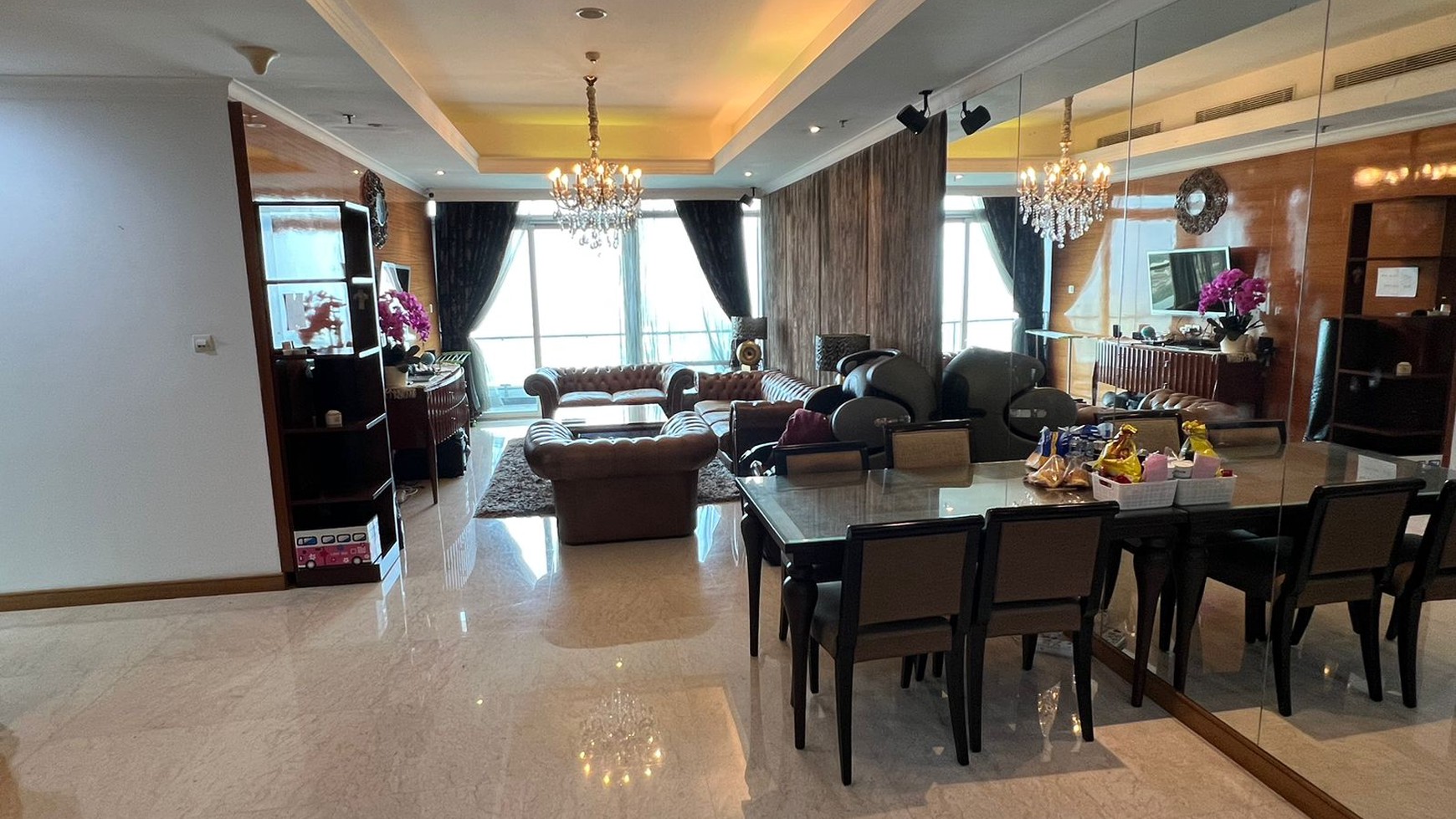 Apartemen Kempinski Thamrin, Luas 153m2, full furnish bagus