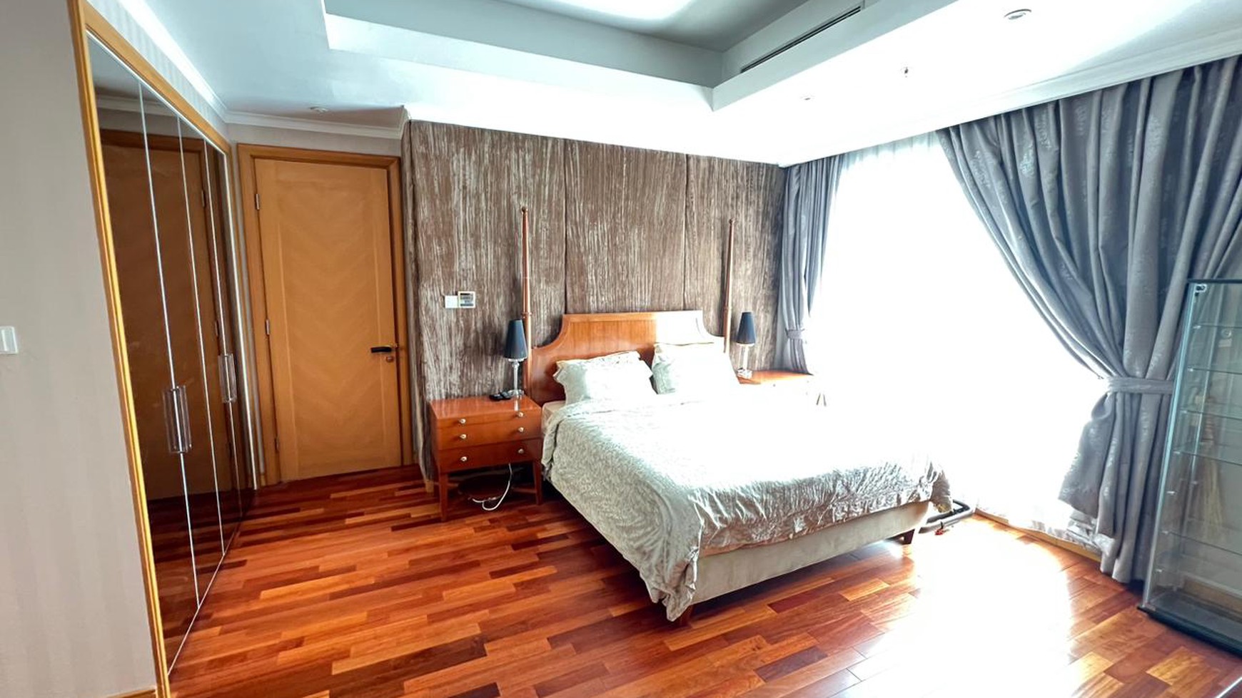 Apartemen Kempinski Thamrin, Luas 153m2, full furnish bagus