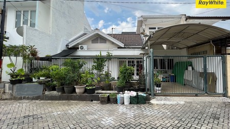 Dijual Rumah 2 lantai SHM di Klampis Semolo Timur Surabaya