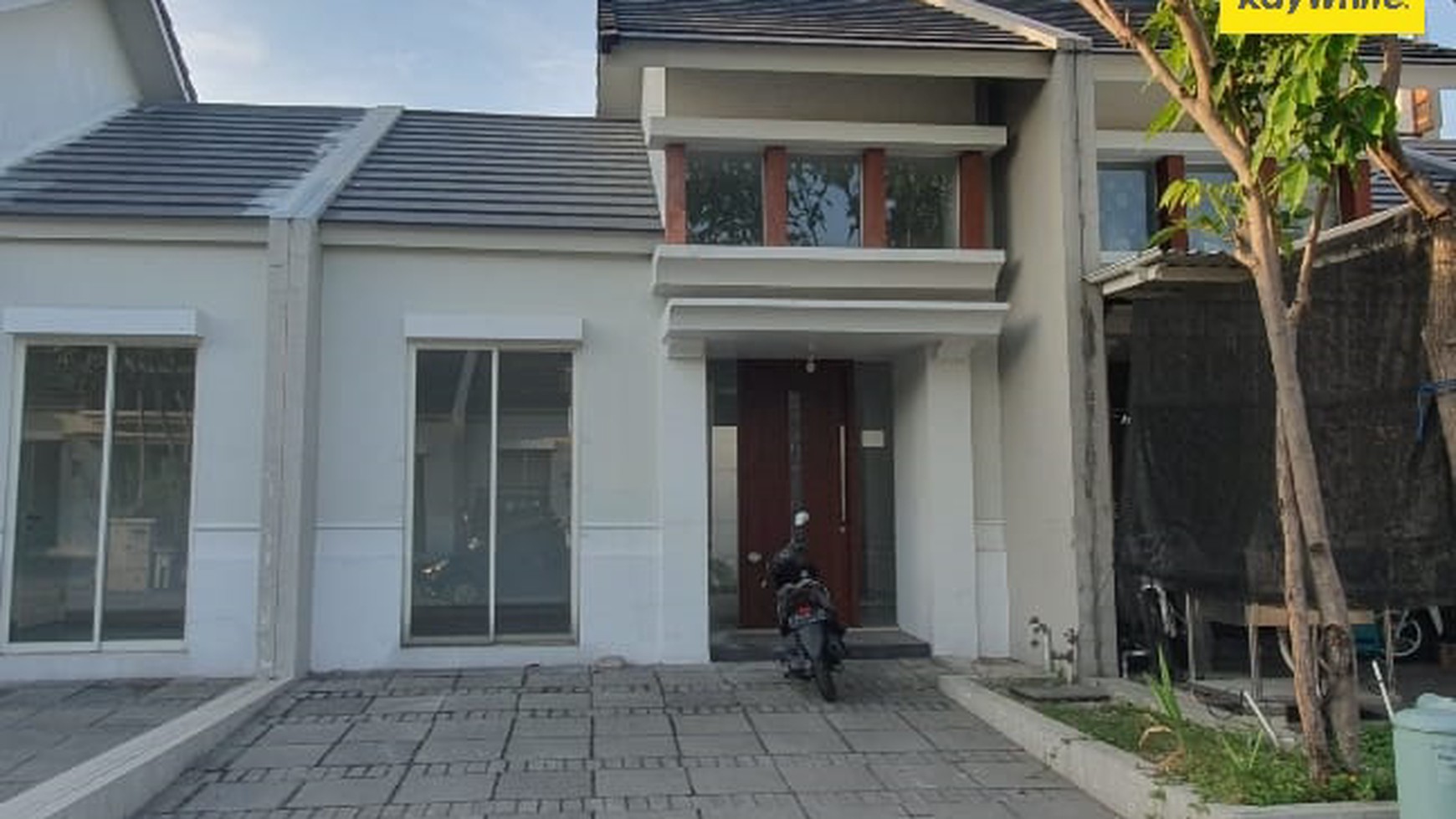 Dijual Rumah di Grand Harvest Surabaya